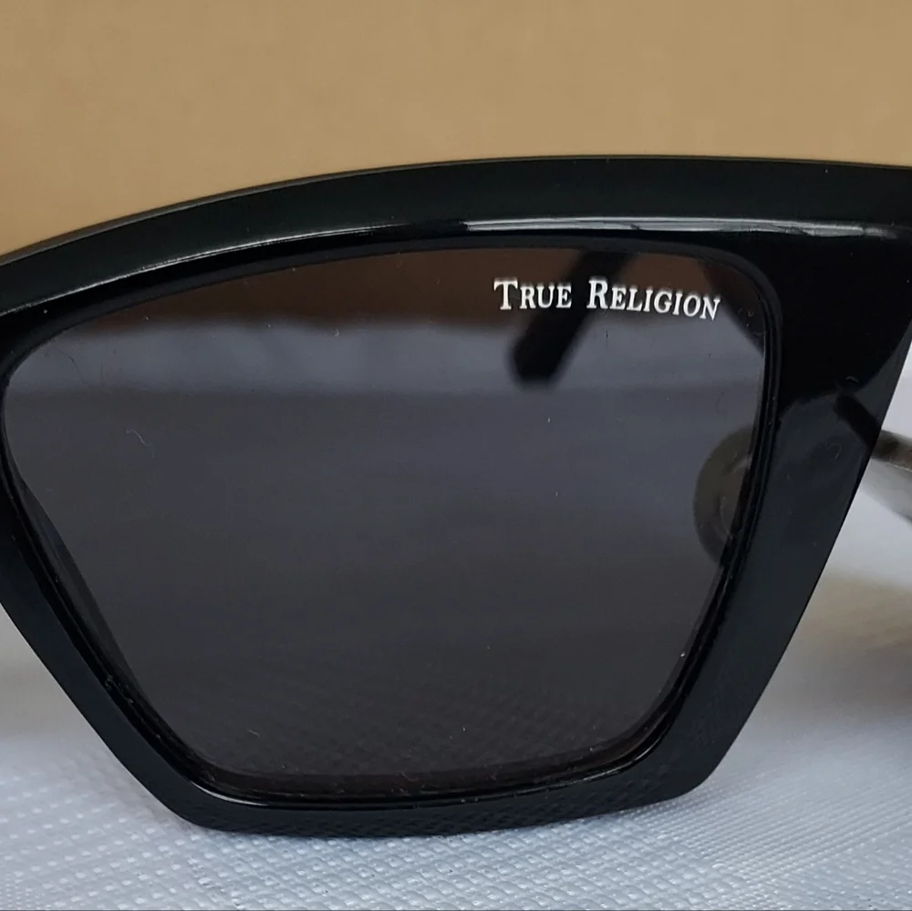 True Religion Sunglasses Black Frame W/Charm Case, Box, Cloth NWT - Picture 7 of 11